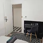 Couette-café Av De Bordeaux *