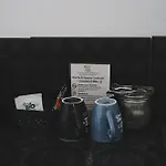 Couette-café Av De Bordeaux *