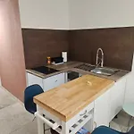 Couette-café Av De Bordeaux *