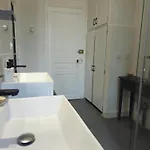 Couette-café Av De Bordeaux