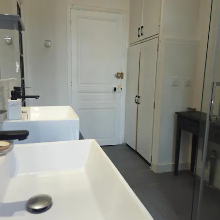 Panzió Av De Bordeaux