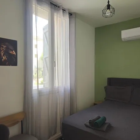 Av De Bordeaux Panzió Narbonne