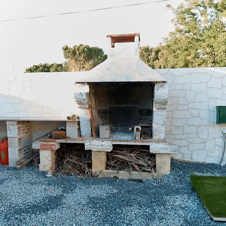 Av De Bordeaux Bed & Breakfast