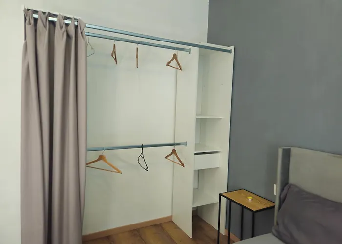 Av De Bordeaux Bed and breakfast